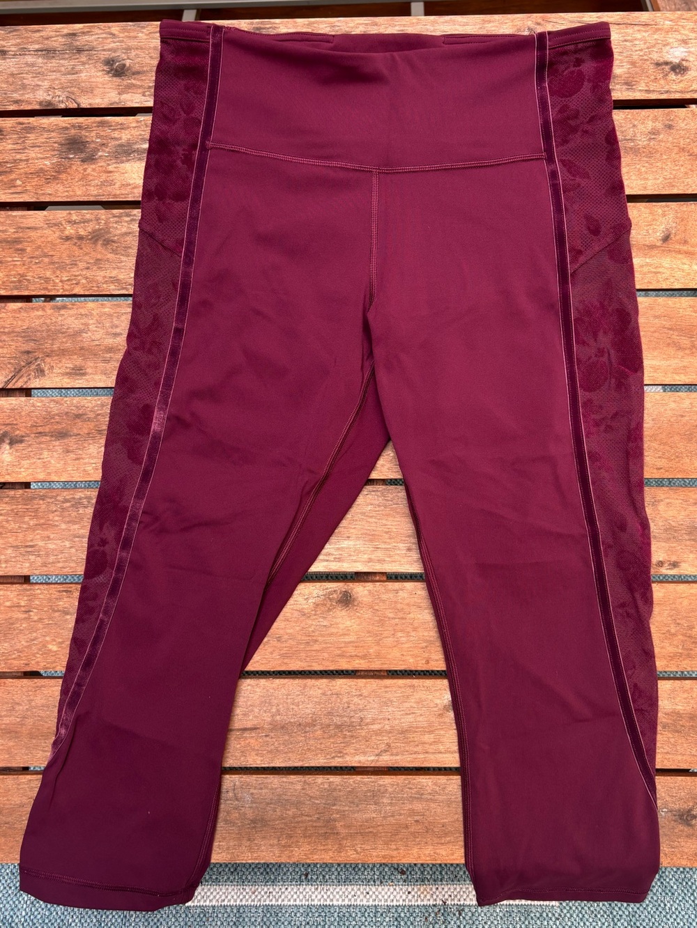 Lululemon Wunder Under Crop High-Rise Flocked 21